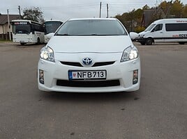 Toyota Prius 2010 г Хэтчбек