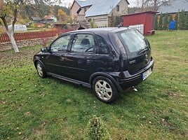 Opel Corsa 2006 m Hečbekas