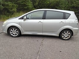 Toyota Corolla Verso 2005 г Универсал