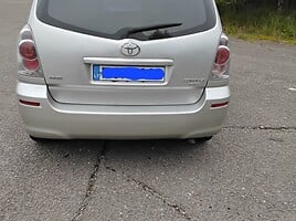 Toyota Corolla Verso 2005 г Универсал