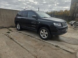 Jeep Compass 2011 y Off-road / Crossover