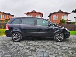 Opel Zafira 2011 г Минивэн