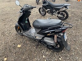 Kymco Agility 2010 y Scooter / moped