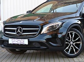 Mercedes-Benz GLA200 2016 г Внедорожник / Кроссовер