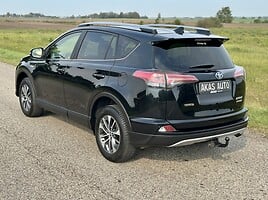 Toyota RAV4 IV 2017 y