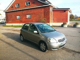 Toyota Yaris 2003 г Хэтчбек