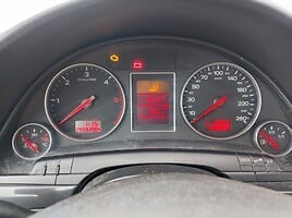 Audi A4 3208 2004 y