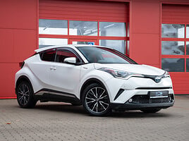 Toyota C-HR I Visureigis / Krosoveris 2016