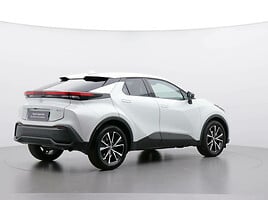 Toyota C-HR 2024 y Off-road / Crossover