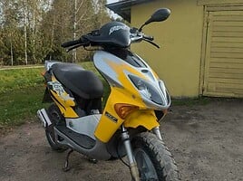 Honda SZX 50s 2000 m Motoroleris / Mopedas