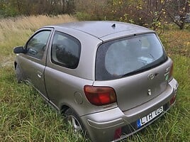 Toyota Yaris 2003 г Хэтчбек