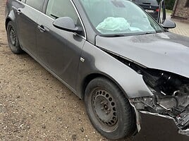 Opel Insignia 2010 г запчясти