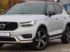 Volvo XC40 2021 г Внедорожник / Кроссовер