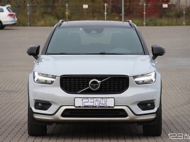 Volvo XC40 2021 г Внедорожник / Кроссовер