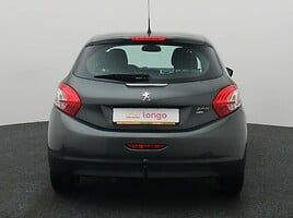 Peugeot 208 2013 г Хэтчбек