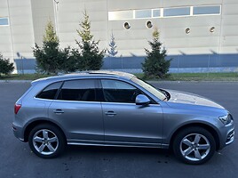 Audi Q5 FSI 2011 y