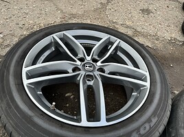 Honda Siunciam, 8J ET45 light alloy R19 rims