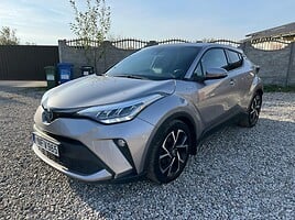 Toyota C-HR 2022 г Внедорожник / Кроссовер