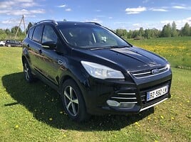 Ford Kuga 2014 y Off-road / Crossover