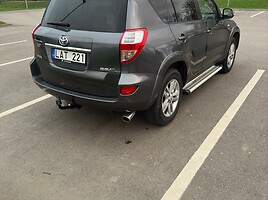 Toyota RAV4 III 2010 y