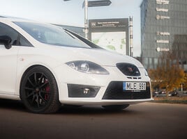 Seat Leon II Cupra R 2011 m