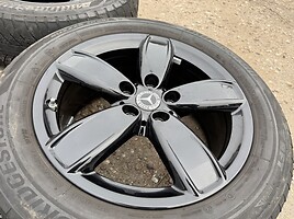 Mercedes-Benz Siunciam, 7.5J ET52 light alloy R17 rims