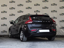 Volvo V40 2013 г Хэтчбек