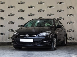 Opel Astra Universalas 2013