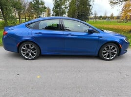 Chrysler 200 2015 m Sedanas