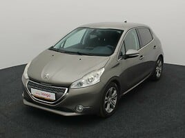 Peugeot 208 Hečbekas 2012