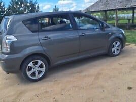 Toyota Corolla Verso 2005 y Hatchback