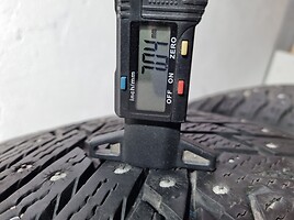 Nokian dygliuotos R17 зимние шины для автомобилей