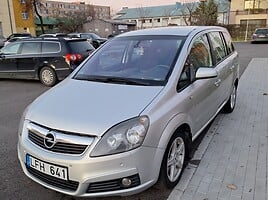 Opel Zafira B 2006 y