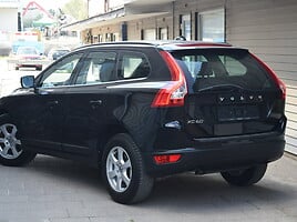 Volvo XC60 2013 y Off-road / Crossover