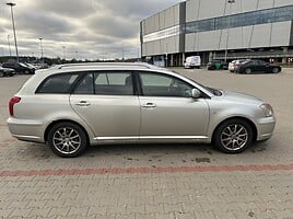 Toyota Avensis 2006 y Wagon