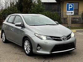 Toyota Auris II 2013 m