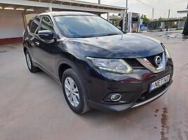 Nissan X-Trail 2015 г Внедорожник / Кроссовер