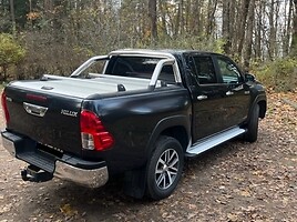 Toyota Hilux VIII D-4D LEGEND 4WD 2017 г