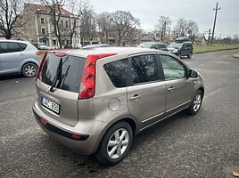 Nissan Note 2006 г Хэтчбек