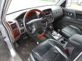 Mitsubishi Pajero 2004 г запчясти