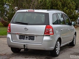 Opel Zafira 2013 m Vienatūris