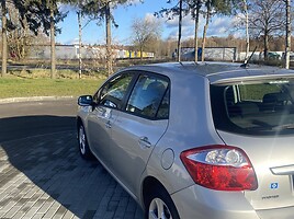 Toyota Auris 2012 y Hatchback