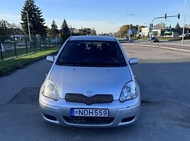 Toyota Yaris 2003 г Хэтчбек