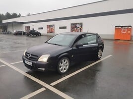 Opel Signum 1681 2004 г