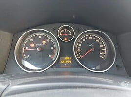 Opel Astra 2006 m dalys