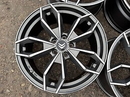 Citroen Siunciam, 8J ET40 light alloy R18 rims