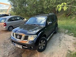 Nissan Pathfinder III 2005 y