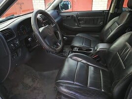 Opel Frontera 2000 y Off-road / Crossover