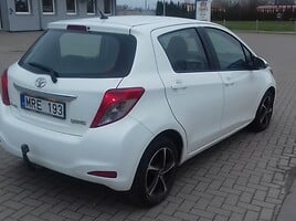 Toyota Yaris 2013 y Hatchback