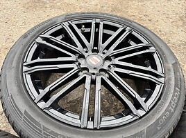 Seat Siunciam, 8J ET48 light alloy R18 rims